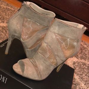 Chinese laundry heels